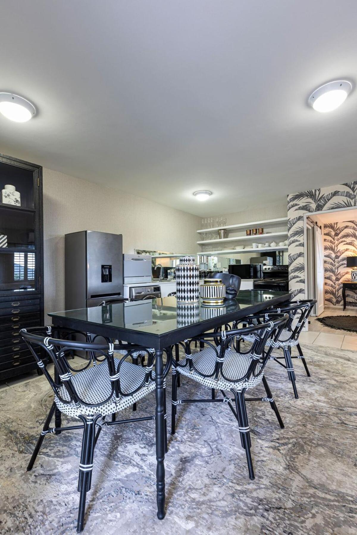 Apartment Clifton Yolo Spaces - Clifton Mansion
